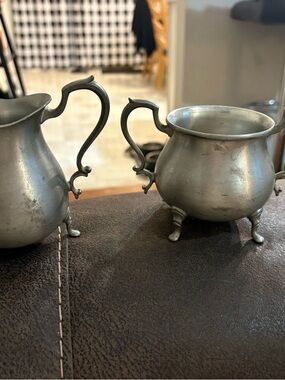 Two-Piece Pewter Creamer and Sugar Set - Classic Silver Tone